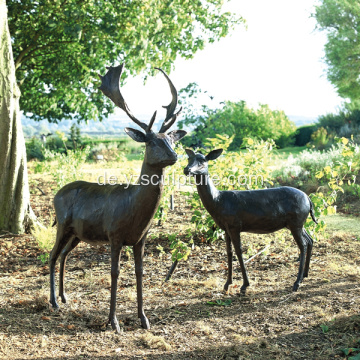 Bronze-Garten Deko Hirsch Skulptur zum Verkauf